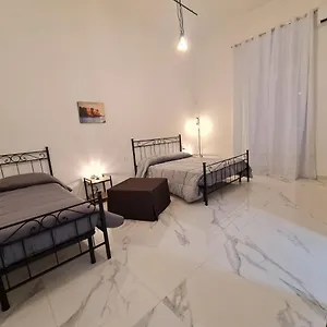 bnb-lumacors-house.hotels-amalfi.com/